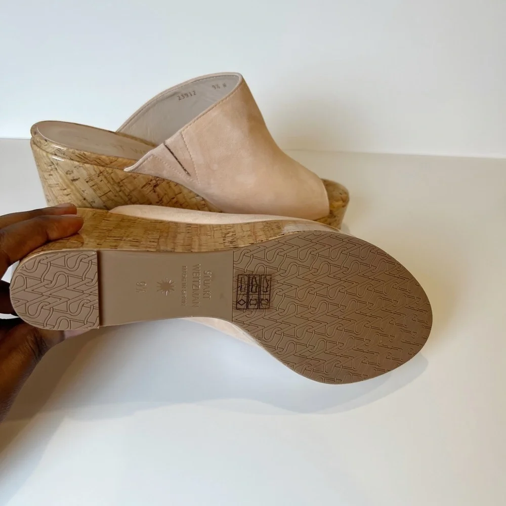 Stuart Weitzman The Margarite Wedge